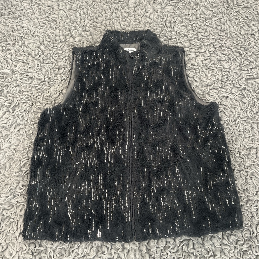 Joan Rivers Black Sequin Faux Fur Zip Vest Size Medium